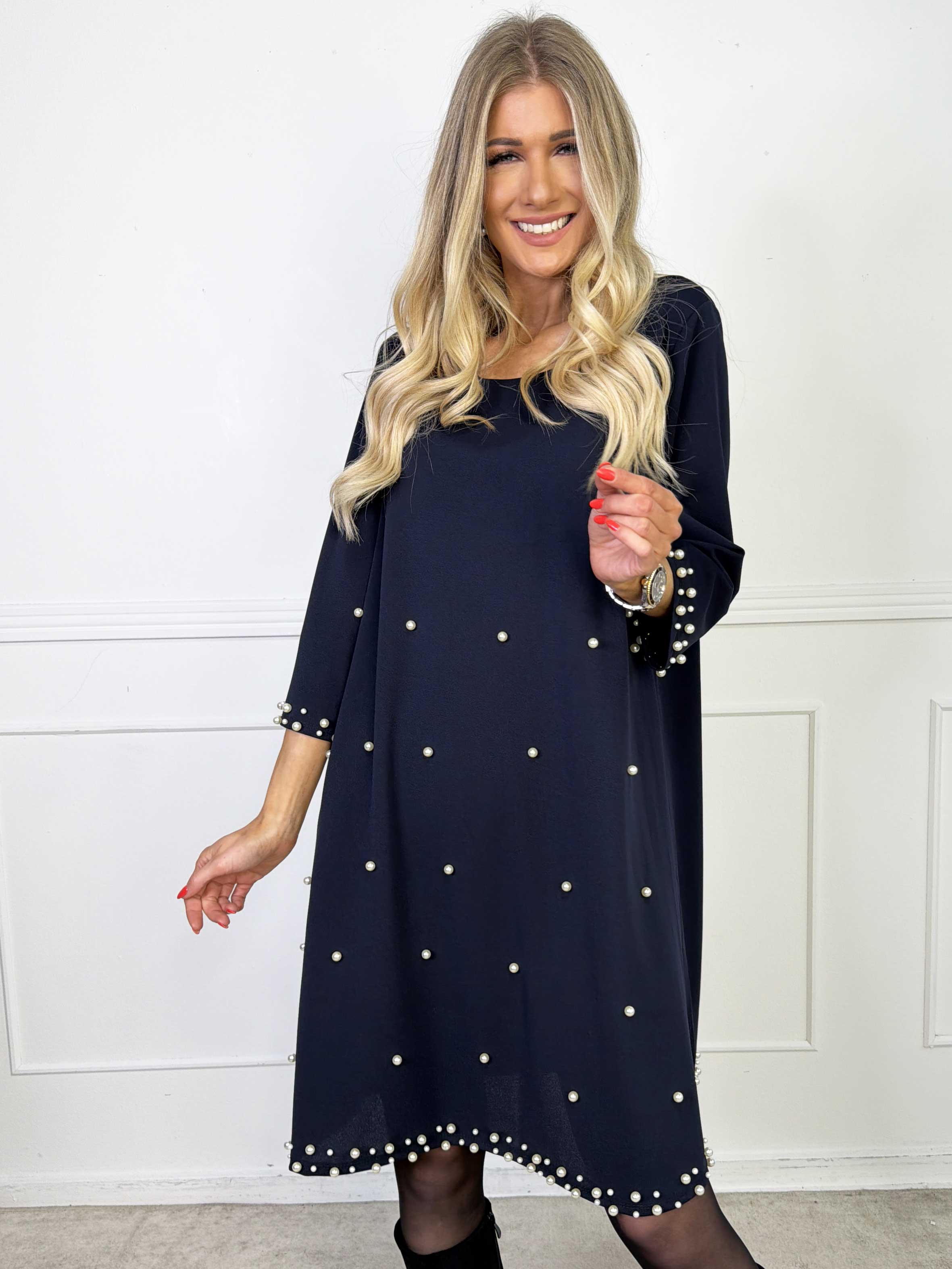 Obi - Klassisk kjole med fine perler